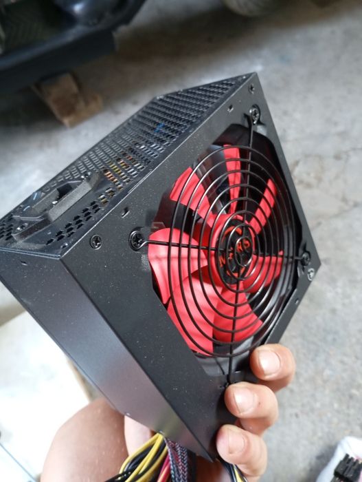 Urgent Vând sursa Modulara MarsGaming MPII 850
