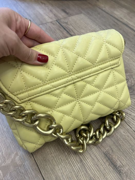 Сумка от бренда Zara