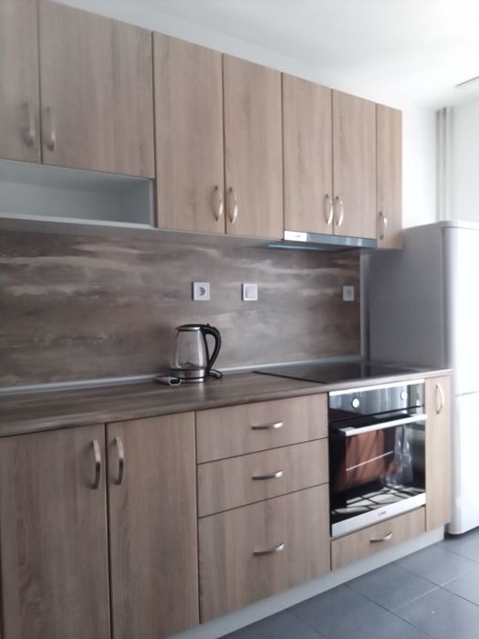 Дава се под наем Тристаен апартамент в София, Връбница 1 - 86 кв.м за 747.66 € - Снимка #4