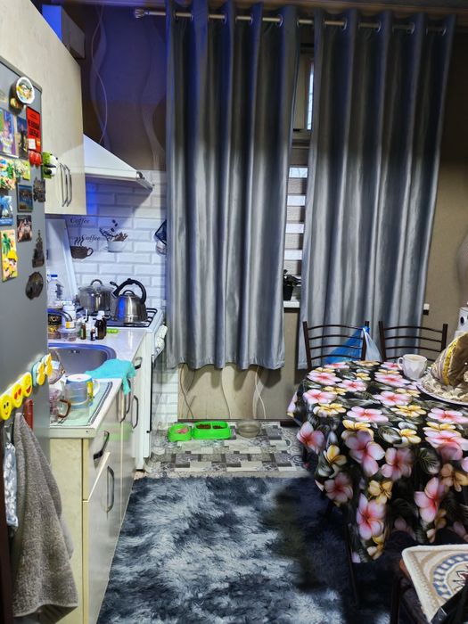 Квартира               .