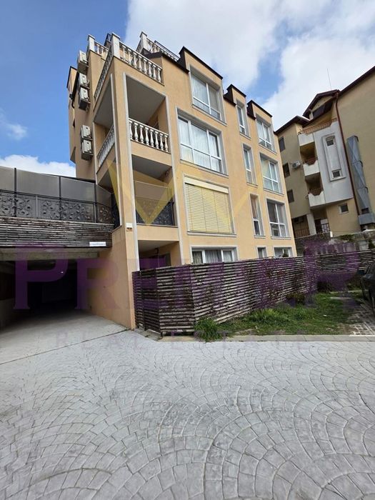 Дава се под наем Двустаен апартамент в Варна, Бриз - 55 кв.м за 648.21 € - Снимка #11