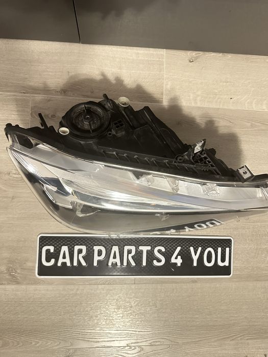 Фар десен BMW F30 LCI LED Black Line БМВ Ф30 ЛЕД Перфектен