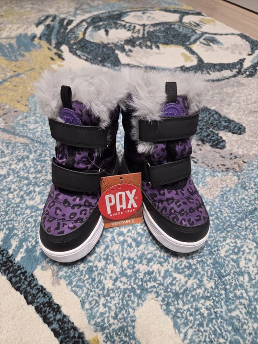 Зимние новые сапоги 25 размера на овчинке