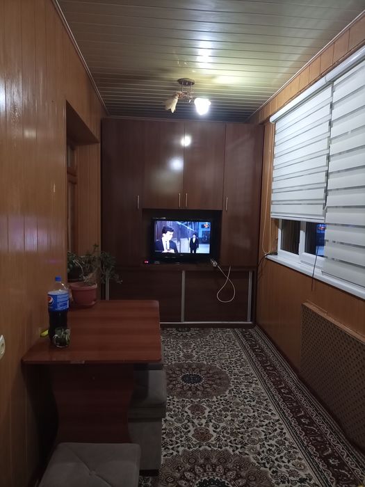 Uy sotiladi 4 xonali gorparkda