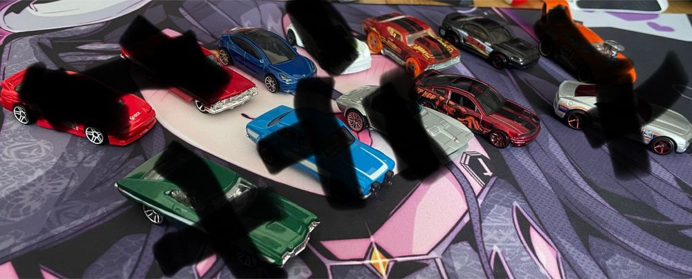 Hot wheels,matchbox,burago колички