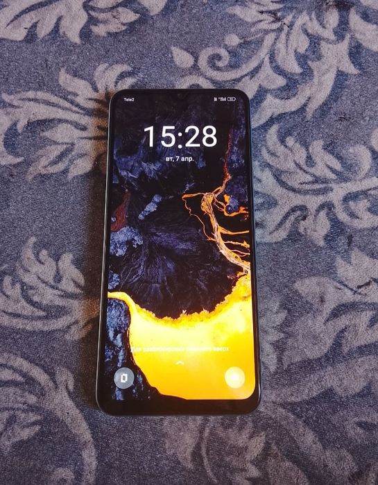 Срочно продам телефон