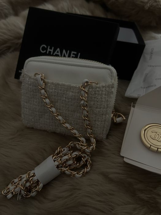 Налична чанта тип портмоне и държач Chanel