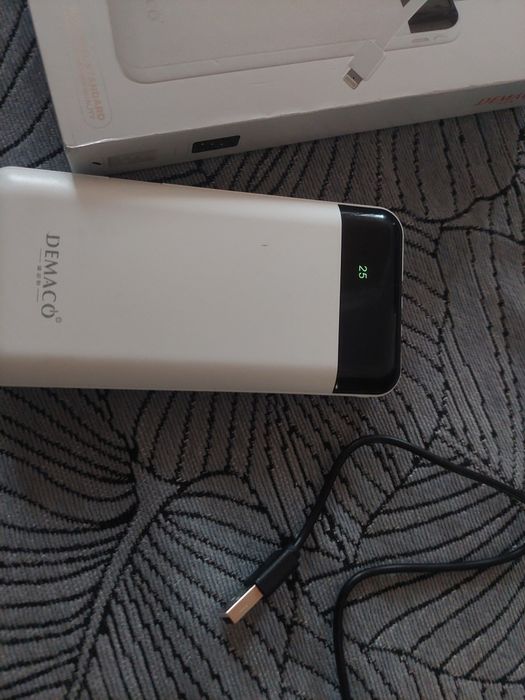 Power Bank бренда DEMACO, Model:B4