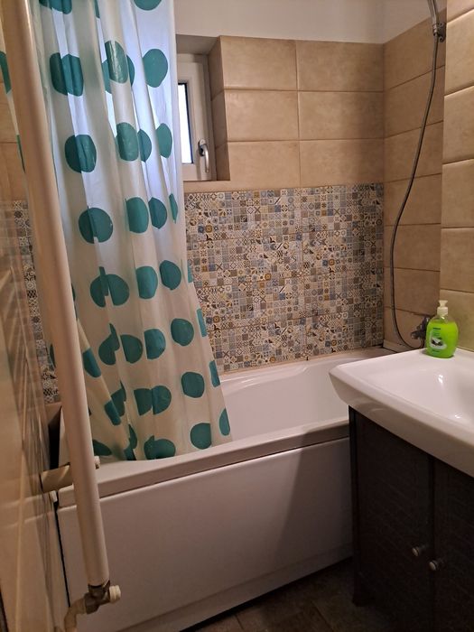 Garsoniera  ( 2 camere) regim hotelier Craiova. Zona Rond- Gară