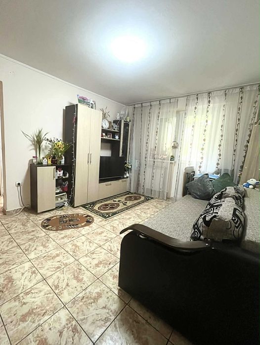 Vand Apartament 2 Camere Etaj 1