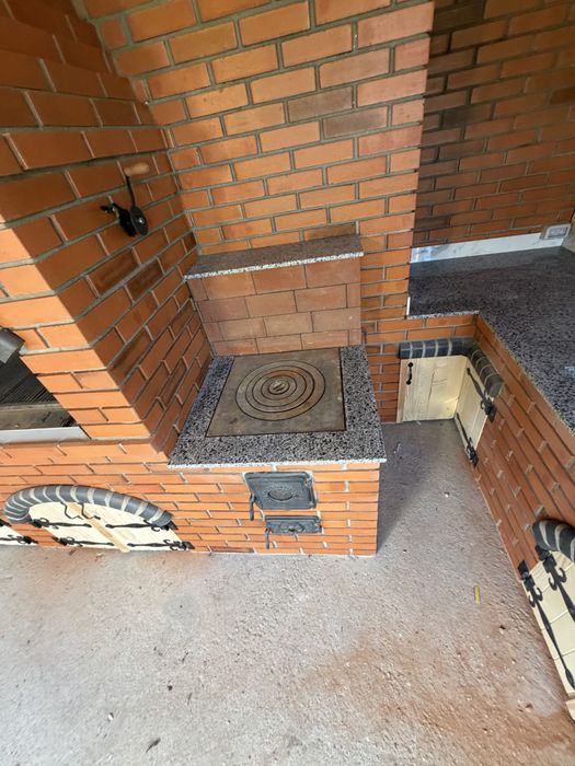 Gratar exterior construit