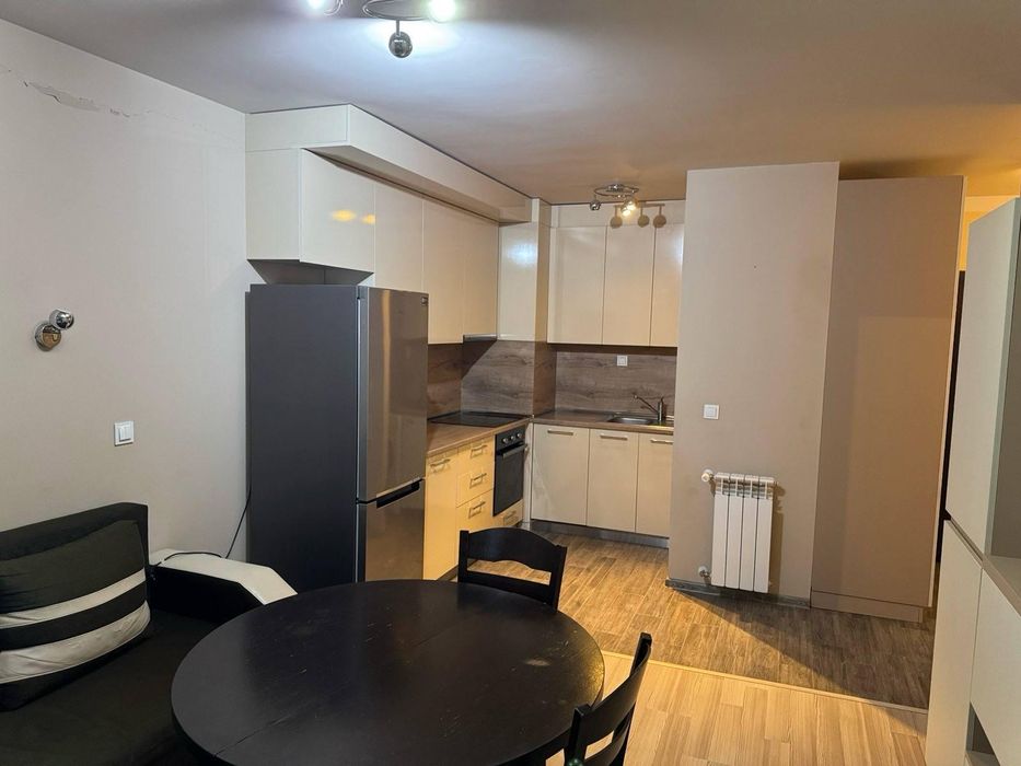 Дава се под наем Двустаен апартамент в София, Дружба 2 - 60 кв.м за 599 € - Снимка #2