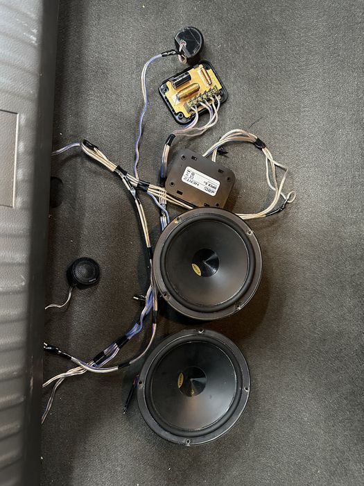 Динамики hertz калонка