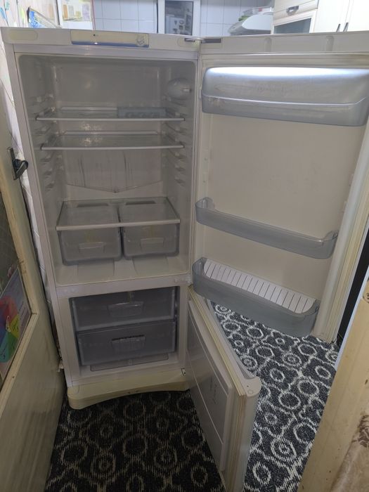 Продаётся холодильник