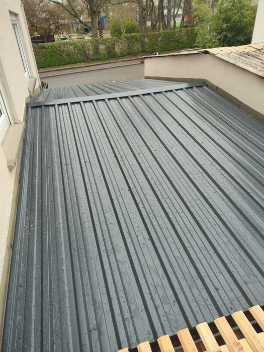 Montaj Acoperisuri dulgherie tigla metalica terase foisoare  reparații de urgență