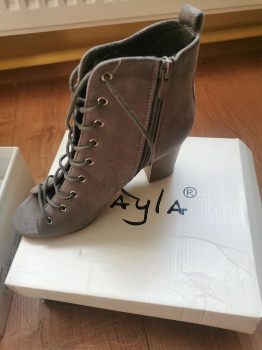 Разпродажба на обувки