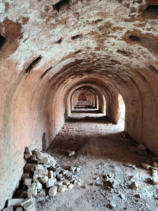 Продается действующий кирпичный завод в Ахангаране рядом с Тойтепой.