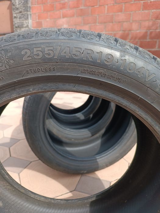 Зимние шины TRIANGLE SNOWLINK 255/45 R19 Липучка