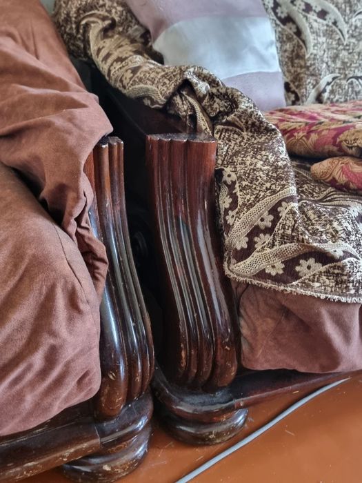 Продаётся б/у гостиний мягкий мебел, диван-кровать раскладной