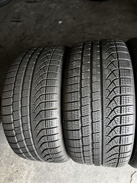 4 anvelope iarna  275/40/19 + 245/45/19 * , Bmw X3 , Seria 7 ,5 GT , Pirelli , DOT 2024/2025 , 6.7-7.4 mm