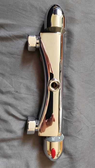 Смесител с термостат за душ. Нов.