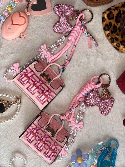 Ключодържател/Аксесоар за чанта черешки Coach и други