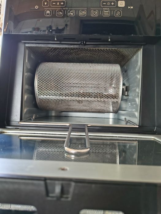 Vând airfryer BREVILLE