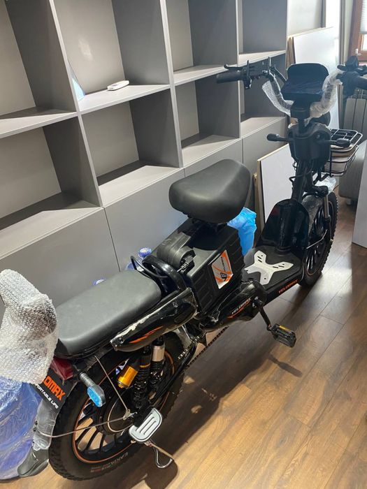 Срочно Продается электроскрутер. Новый не подошел по размерам.