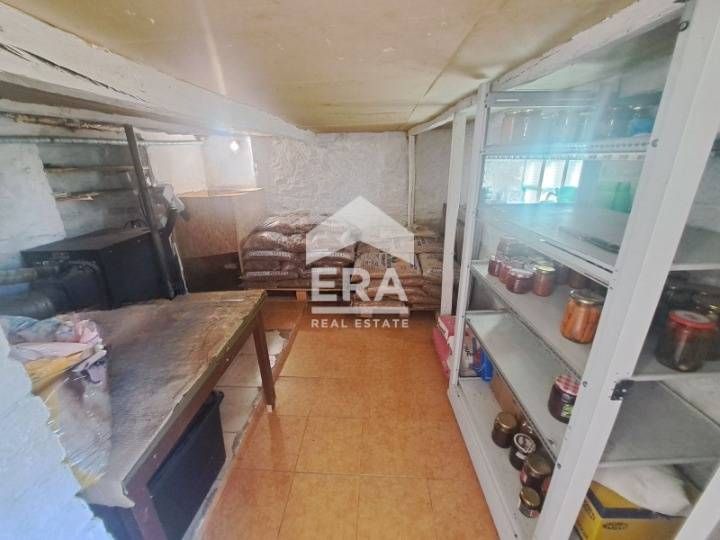 Продава се Къща в с. Подвис, Област Бургас - 81 кв.м за 787 €/кв.м - Снимка #10