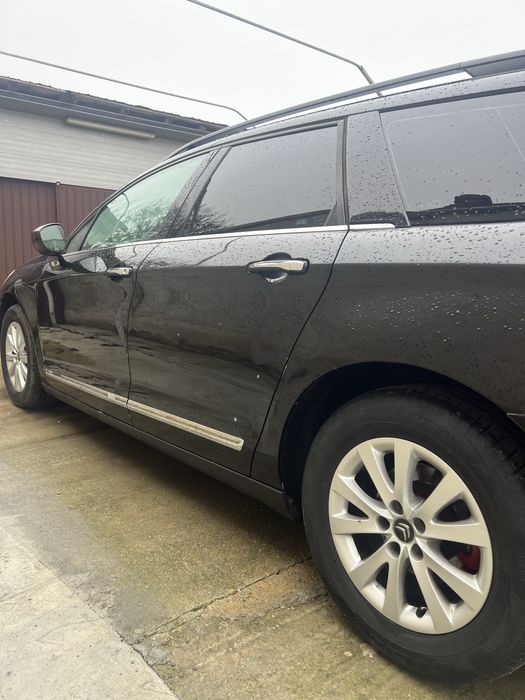 De vanzare  Citroen c5 an fabr. 2014 motor 1.6 hdi 115cp