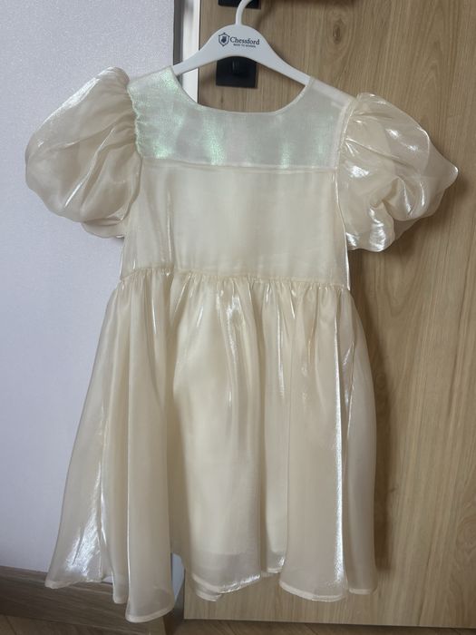 Платье новое размер 120