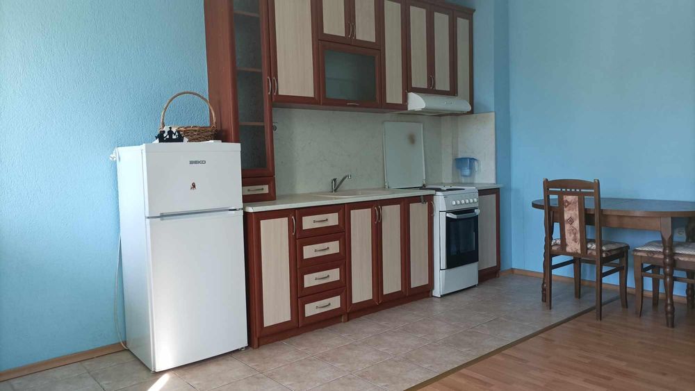 Дава се под наем Тристаен апартамент в Пловдив, Мараша - 90 кв.м за 375 € - Снимка #2