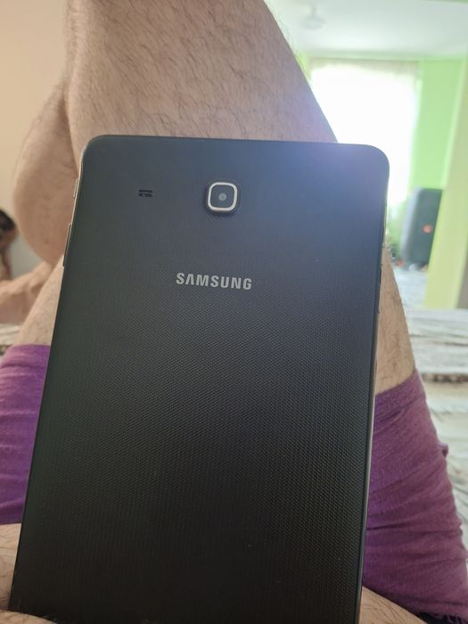 Tab galaxy tab E