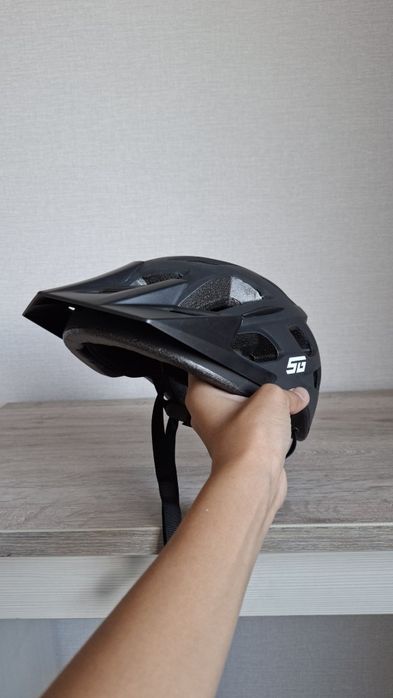 Продам шлем SG корзиночка