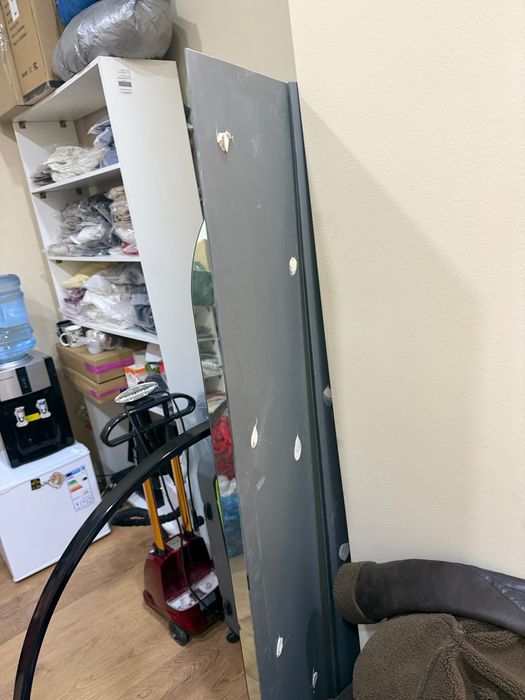 Зеркало настенное