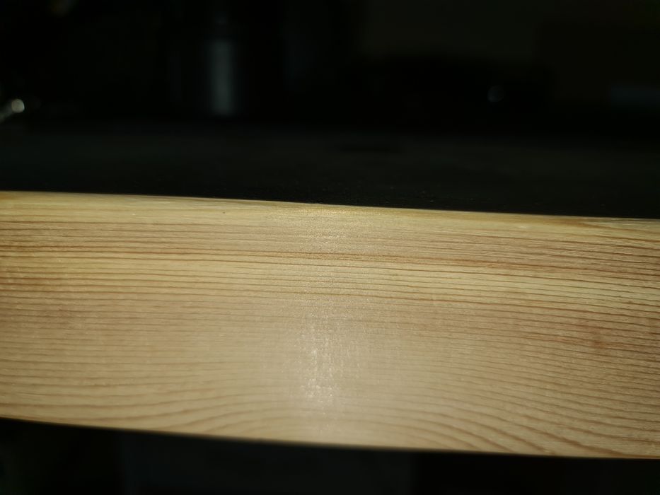 Стол под компьютер деревянный