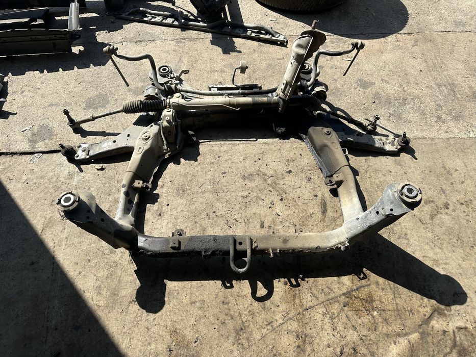 Преден мост за Ленд Роувър Фрийлендър 2 след 2006г.!