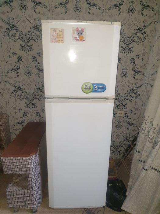 Продаётся холодильник LG