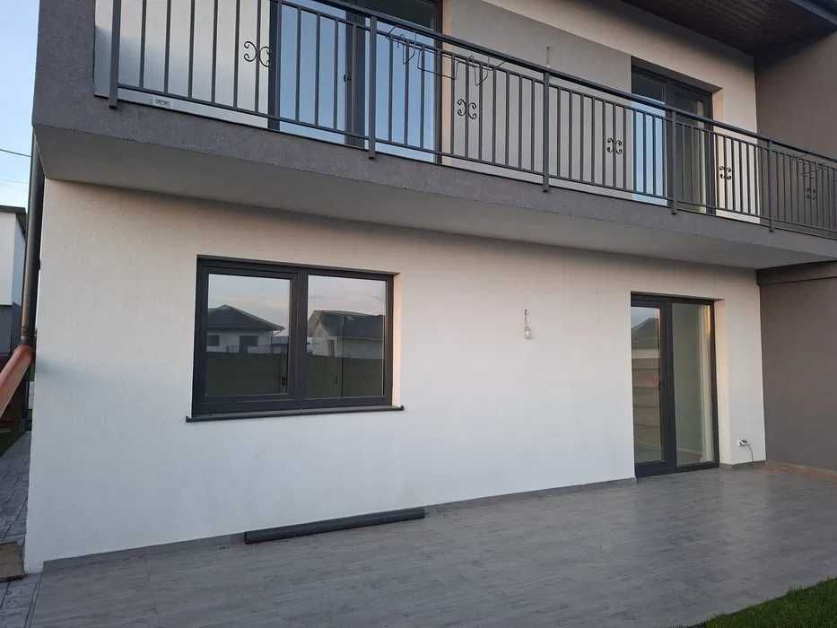 Vila 5 camere, dormitor parter, Valea Lupului-Rediu