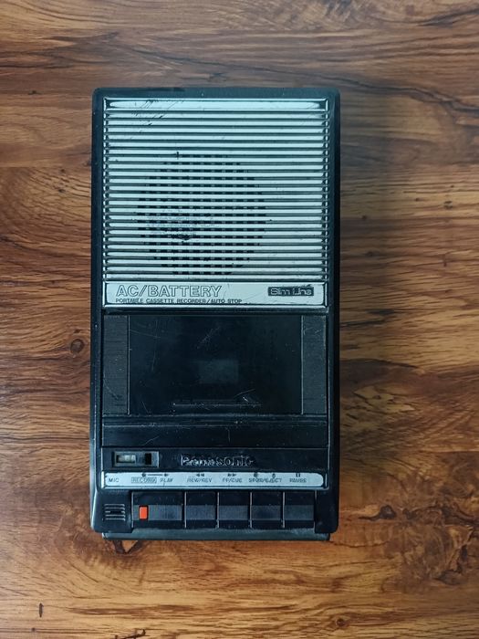 Panasonic Slim Line аудиомагнитафон