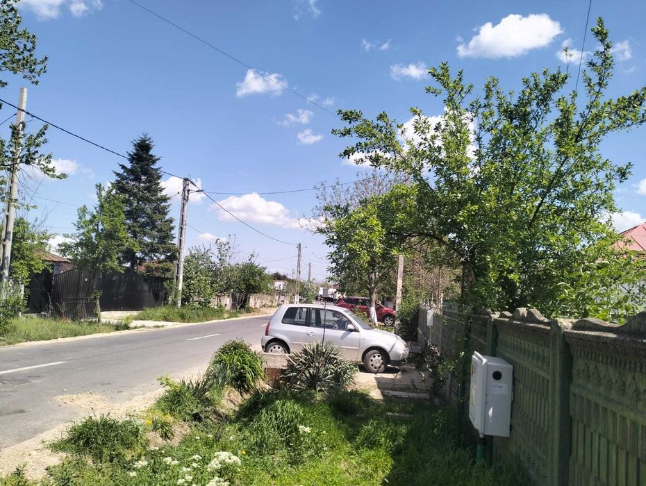 Vanzare teren si casa