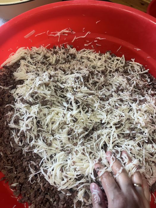 Тапсырыспен тағам дайындаймын