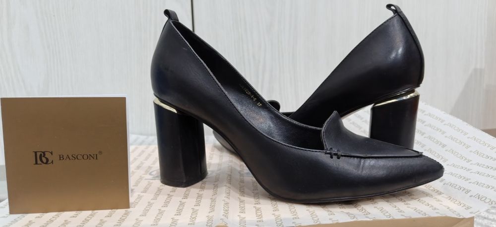 Туфли кожаные женские