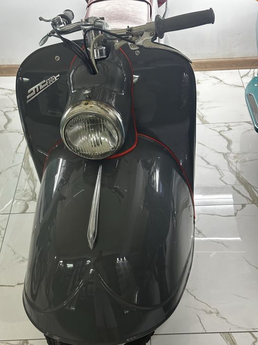 Продам шесть мотороллеров в идеальном состоянии по одному не продаётся