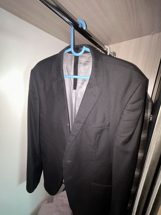 Костьюм пиджак черная