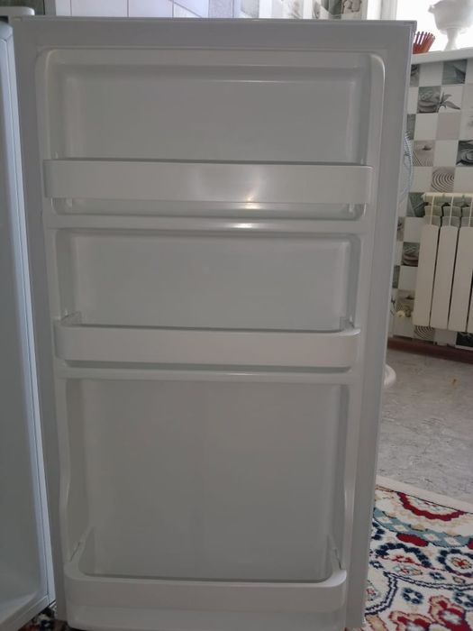 Продаю холодильник бирюса