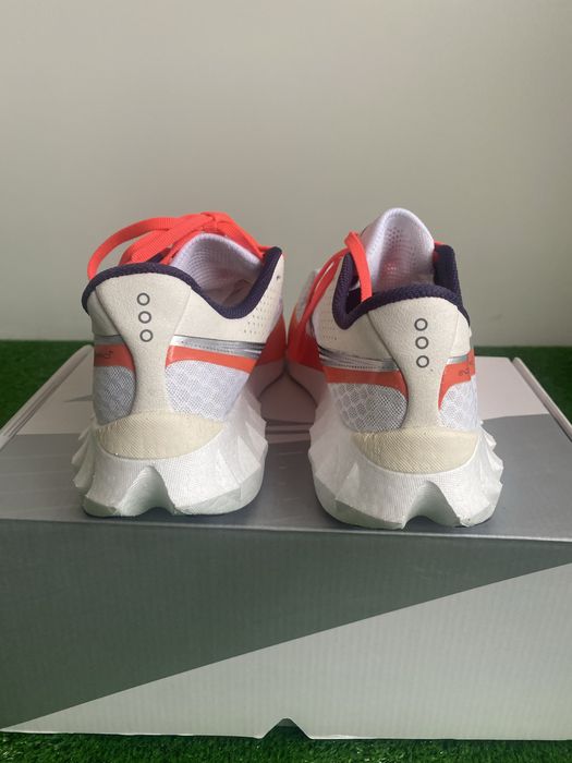 Saucony endorphin 4 размер 38.5