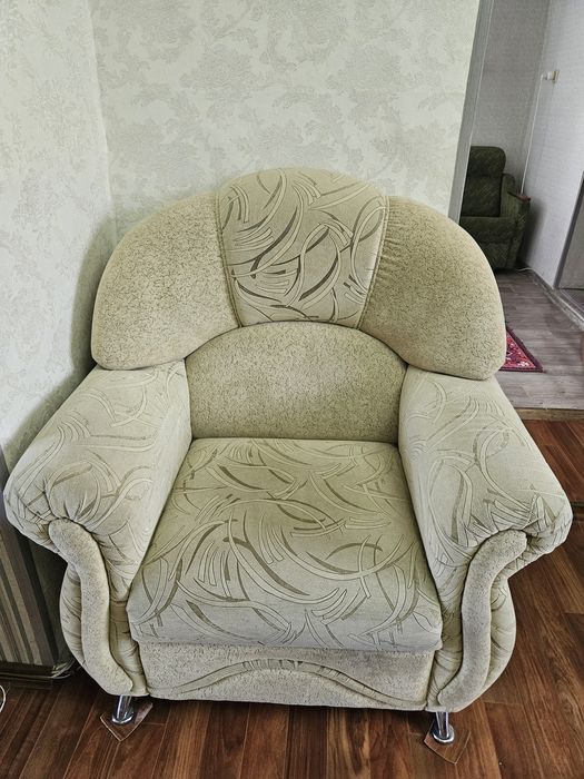 Продам уголок отдыха тройка