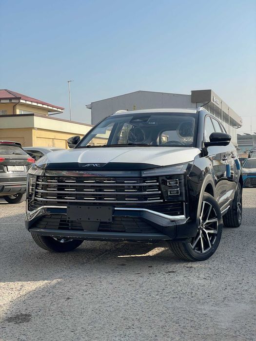 JAC JS8 PRO crossover