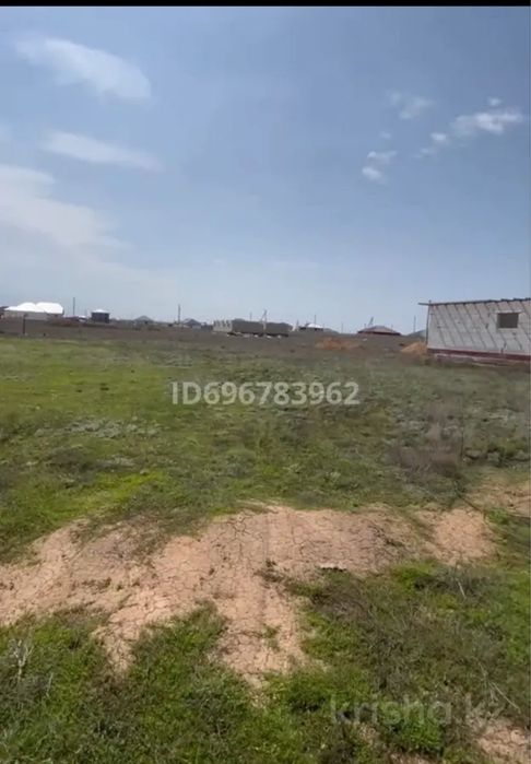 Продам земельный участок в хорошем районе